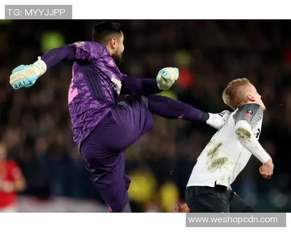 优酷独家直播法国与克罗地亚精彩对决引发球迷热议