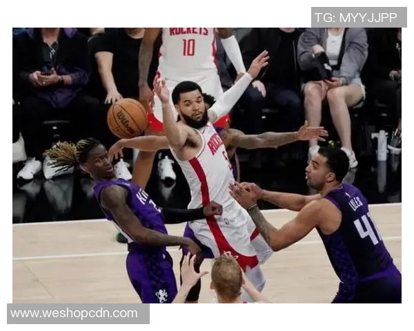 国王队与火箭队历史交锋战绩分析及近期表现对比 国王队与火箭队历史交锋战绩分析及近期表现对比