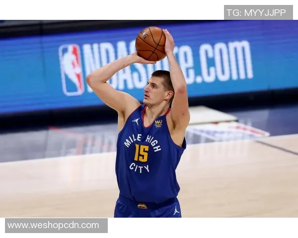 掘金与湖人第五场激战回顾球星表现与战术分析全景呈现