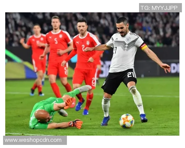 德国与韩国足球对决精彩回顾与战术分析全景呈现