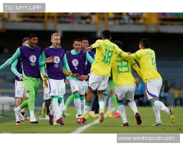 巴西与巴拉圭激战正酣现场直播全程回顾与精彩瞬间解析