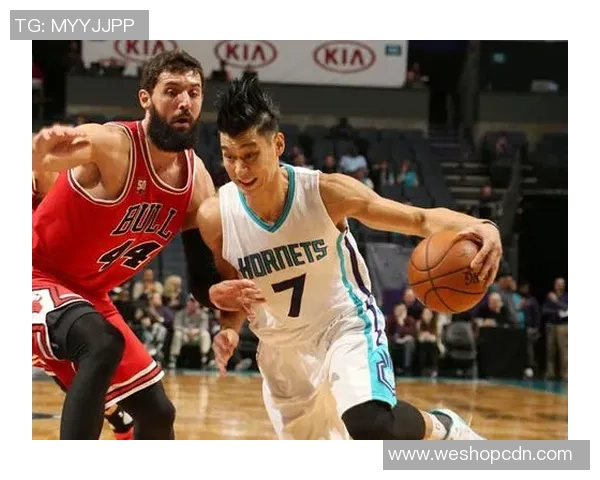 林书豪领衔黄蜂对决公牛精彩瞬间回顾与赛后分析