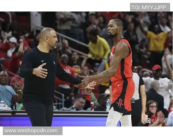 火箭队与鹈鹕精彩对决视频回顾全场精彩瞬间与关键时刻分析 火箭队与鹈鹕精彩对决视频回顾全场精彩瞬间与关键时刻分析