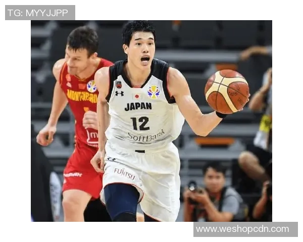 日本与阿联酋激战正酣比赛结果揭晓引发球迷热议 日本与阿联酋激战正酣比赛结果揭晓引发球迷热议