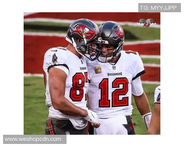 海盗与包装工的精彩对决回放揭示了策略与智慧的较量 海盗与包装工的精彩对决回放揭示了策略与智慧的较量